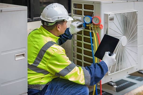 Professional Hvac Installation technician working in Belleville, WI